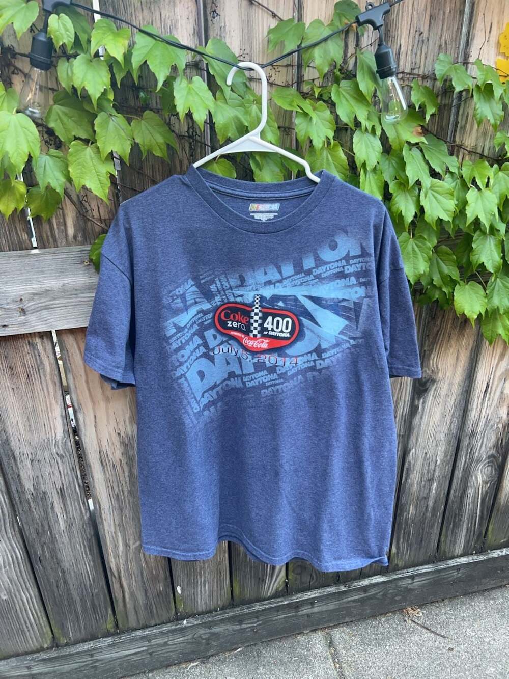 NASCAR Coke Zero 400 Daytona 2014 Graphic T-Shirt XL